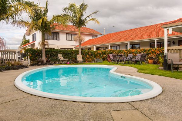 Hotel Summit Motor Lodge (Tauranga)